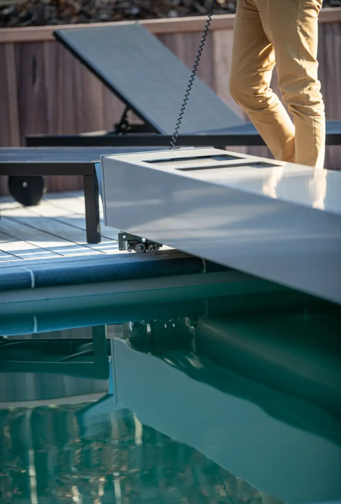 Automatische Schwimmbadabdeckung 700 x 300 cm