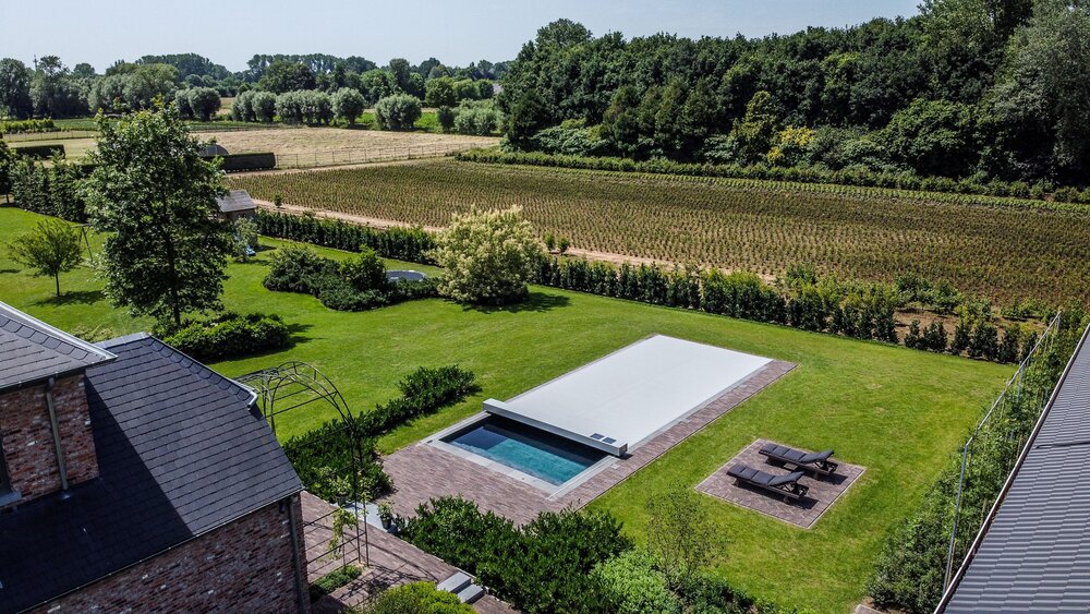 Automatische Schwimmbadabdeckung 800 x 300 cm