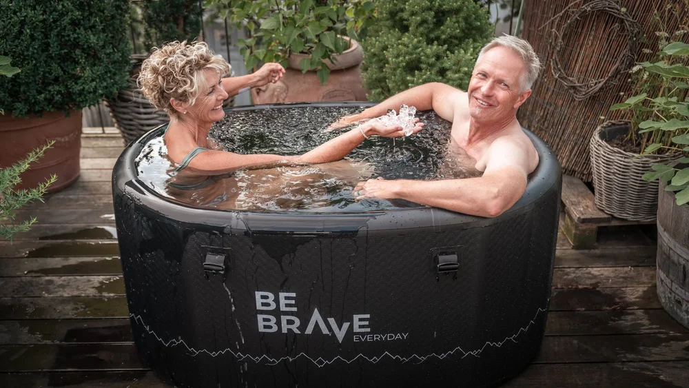 Eisbadewanne The Horizon