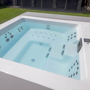 Funktionen - Riverapool Strato